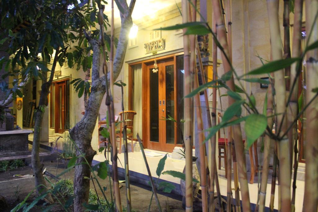 Tagel Karsa House Hotel Ubud Værelse billede